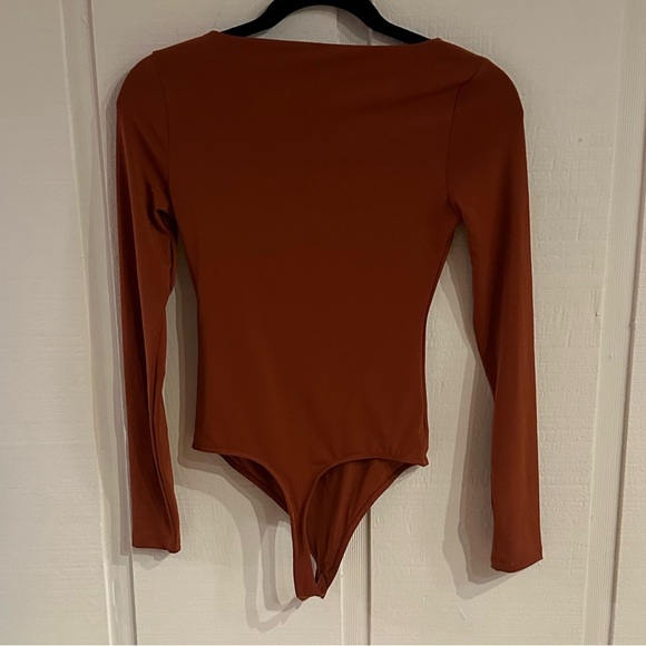 Abercrombie Soft A&F Burnt Orange Ruched Bodysuit Size XS - Picture 5 of 5